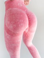 Розов, безшевен спортен клин с оформящ ефект