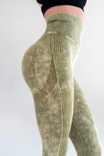 Зелен клин за тренировки с висока талия и оформящ ефект