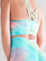 Ефектно безшевно спортно бюстие с подплънки в синьо, зелено и розово